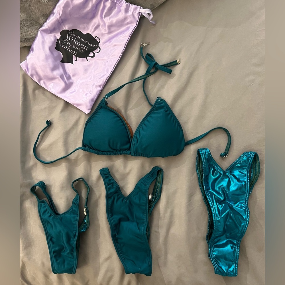 ❌SOLD on Mercari NWT FIGURE/PHYSIQUE Posing Suit from ACB with 3 Bottoms